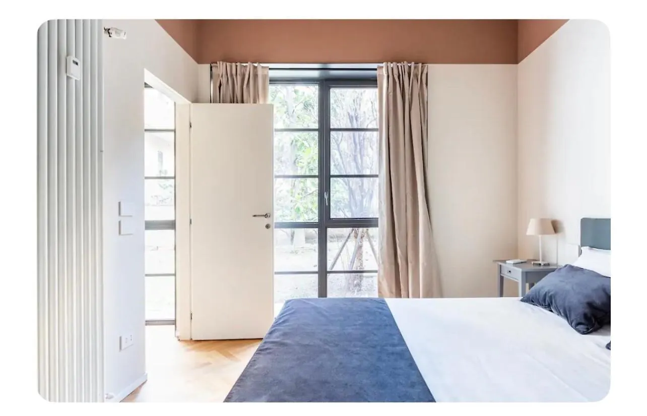 La Chambre Milano Guest House 3*, Milan