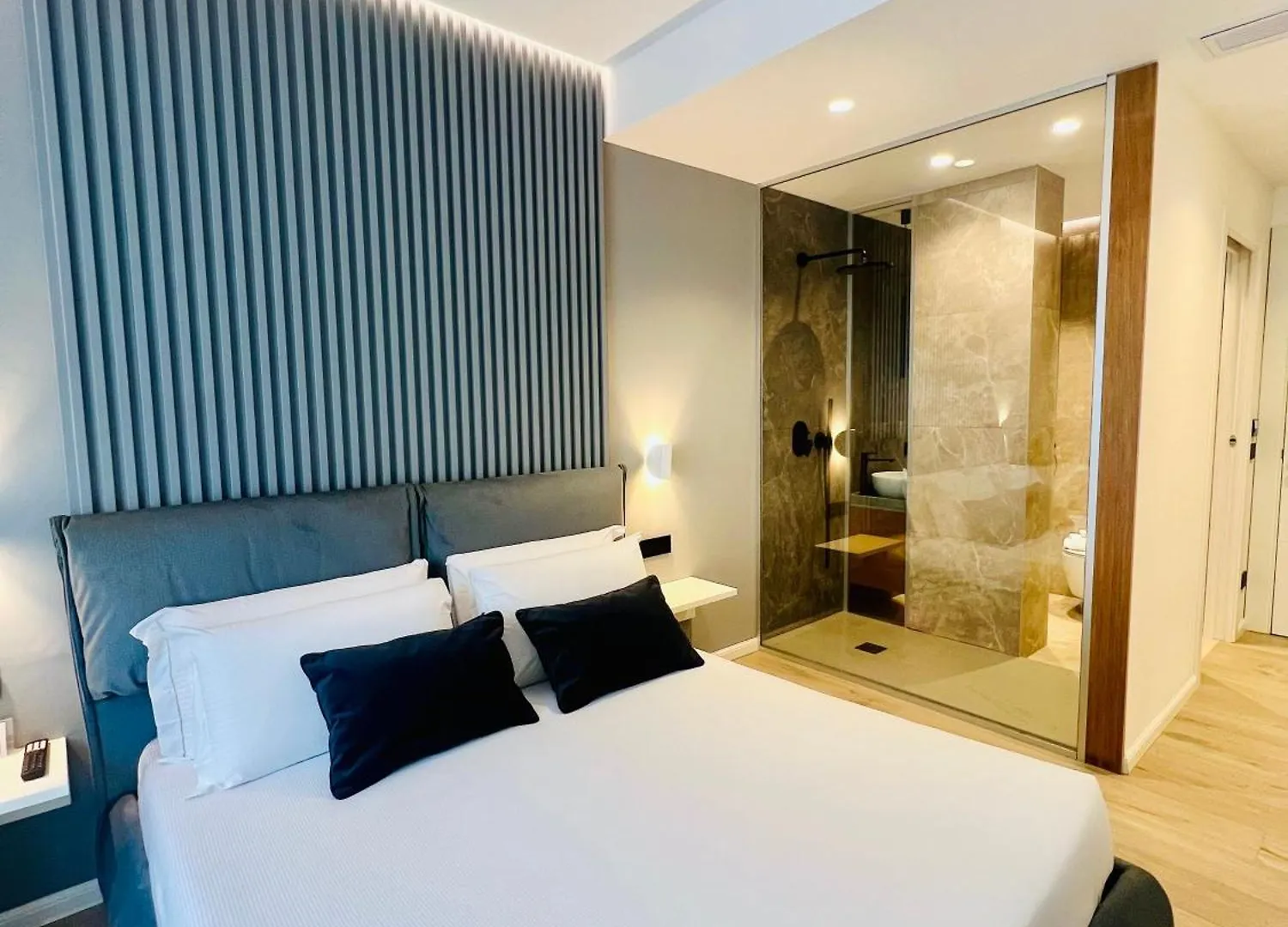 ***  La Chambre Milano Guest House Italy